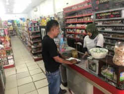 Menjelang Natal dan Tahun Baru, Polsek Kerumutan Cek Harga Telur dan Ayam di Pasar