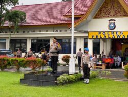 Kapolres Pelalawan Pumpin Apel Gelar Pasukan Opresasi Lilin Lancang Kuning Tahun 2022 dalam rangka Pengamanan Natal 2022 dan Tahun Baru 2023