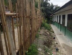Prihatin Melihat Pagar Sekolah Di Lingkungan perusahaan PT.Sinarmas Group