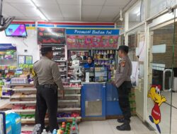 Cegah Gangguan Kamtibmas, Polsek Kerumutan Sambangi Swalayan