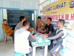 Bersama Warga, Polsek Kerumutan Sampaikan Pesan Kamtibmas Dalam Giat Jumat Curhat