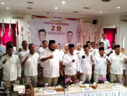 Momen HUT Ke 15 Tahun 2023, Pengurus DPC Partai Gerindra Rohul Gelar Vidcon Dengan Ketum H Prabowo Subianto