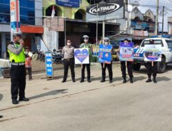 Bersama Satlantas Polres Pelalawan, Polsek Ukui Gelar Sosialisasi Himbauan Tertib Lalu Lintas