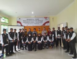 Pastikan Aman, Polsek Kerumutan Hadiri Pelantikan Pantarlih Desa dan Kelurahan