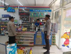 Polsek Kerumutan Patroli Dialogis Dengan Karyawan di Swalayan