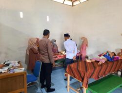 Polsek Ukui Kawal dan Lakukan Pengamanan Sunatan Massal di Desa Silikuan Hulu