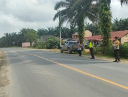 Ciptakan Kondisi Aman Berkendara, Polsek Pangkalan Lesung Patroli di Jalan Lintas Timur