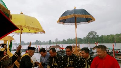 Forkopimda Pelalawan Ikuti Prosesi Mandi Balimau Sultan Menjelang Bulan Suci Ramadhan