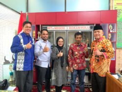 YLBH SAHABAT KEADILAN ROKAN HULU kunjungi MTS N 3 ROHUL