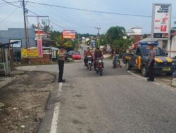 Berikan Kenyamanan, Personil Polsek Bunut Patroli dan Pengaturan Jalan