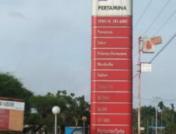 Nakal, SPBU 14.285.6100 di Rohul Jual Bebas Pertalite Ratusan Jerigen