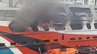 Api yang Membakar Kapal Feri di Laut Merak Berasal Dari Truk