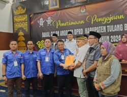 DPC Demokrat Daftarkan 40 Bacaleg ke KPU Tulang Bawang