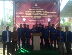 DPC Partai Demokrat Serahkan Berkas 45 Bacaleg Ke KPU Rohil Pileg 2024