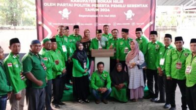 Ketua DPC Partai PPP Prewedeswito Daftarkan 45 Bacaleg Ke KPU Rohil