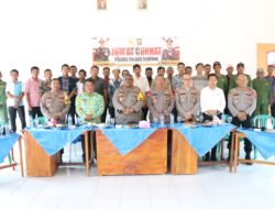 Kapolres Tulang Bawang Ingatkan Orang Tua Untuk Peduli Dengan Anaknya Saat Berlangsung Jum’at Curhat