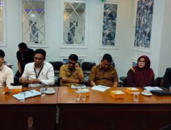 Komisi II DPRD Laksanakan Hearing Bersama LLMB Pelalawan dan Pihak PT. RAPP Terkait Insiden Gas Beracun
