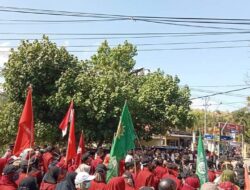 IMM Cabang Bima Menggelar Aksi Demonstrasi Menuntut Pembebasan 15 Masa Aksi FPR Donggo- Soromandi