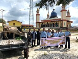 Lapas Narkotika Kelas IIA Pematangsiantar Menyerahkan Hewan Kurban