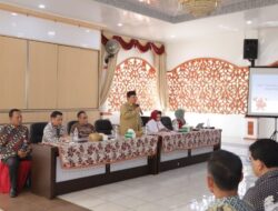 Bupati Sukiman Ajak Masyarakat Rohu Donor Darah di PMI