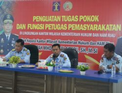 JANGAN BERMAIN NARKOBA DAN MASUKKAN HP KEDALAM LAPAS!” KEPALA KANWIL KEMENKUMHAM RIAU BERIKAN ARAHAN KEPADA PETUGAS LAPAS NARKOTIKA RUMBAI