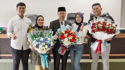 Dapat Nilai A, Bupati Rohil Afrizal Sintong Lulus Ujian Tesis di Pascasarjana UIR