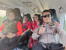 Patroli Udara Memantau Lokasi Karhutla di Kawasan Taman Nasional Teso Nilo, Ini Himbauan Kapolres Pelalawan