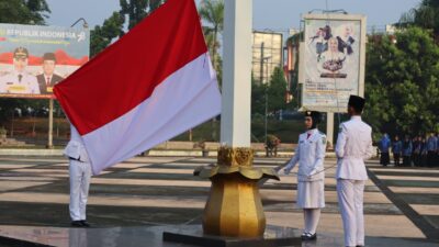 Pemkab Inhu Laksanakan Upacara HUT RI ke – 78, Sekda Ir.H.Hendrial.MSi Menjadi Inspektur Upacara