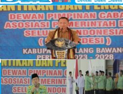 Pj Bupati Qudrotul Ikhwan Hadiri Acara Pelantikan dan Pengukuhan Pengurus DPC APDESI Tulang Bawang