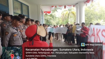 Aksi Damai Masyarakat Huta Damai Tolak Money Politik 
