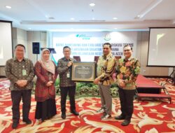 Tindak Tegas Perusahaan Bandel dengan Gugatan Pengadilan, Kejari Aceh Terima Penghargaan BPJS Ketenagakerjaan