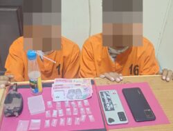 Dua Warga Segati Diamankan Satres Narkoba Polres Pelalawan Saat Akan Mengedarkan Narkoba Jenis Sabu