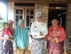 Kadisbud Pelalawan Jemput Bola Bantu Anak Putus Sekolah yang Terkendala Biaya