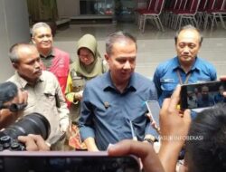 Pejabat Gubernur Jabar Bey Machmudin, UMK Bekasi Akan di Umumkan pada 30 November 2023