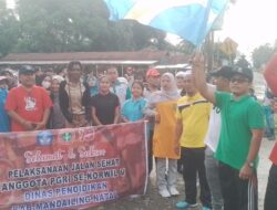 Relawan Afrika Ikut Jalan Sehat HUT PGRI Korwil V