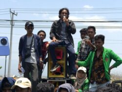 Tafsir Kritis Sosial Profetik Sebagai Qalam Perlawanan