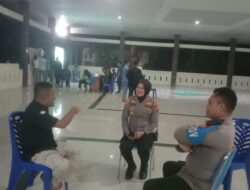 Tak Kenal Waktu, Kapolsek Bangkinang Kota Pantau Pleno Rekapitulasi Suara Hingga Malam