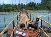 Warga Padang Guci Hilir Berharap Jembatan Gantung Di Air Kering II Dibangun Permanen