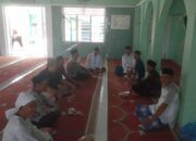 Jum’at Barokah Berbagi kue/Takjil di Masjid Ar-Ruhamma Desa Tandem Hulu-I.