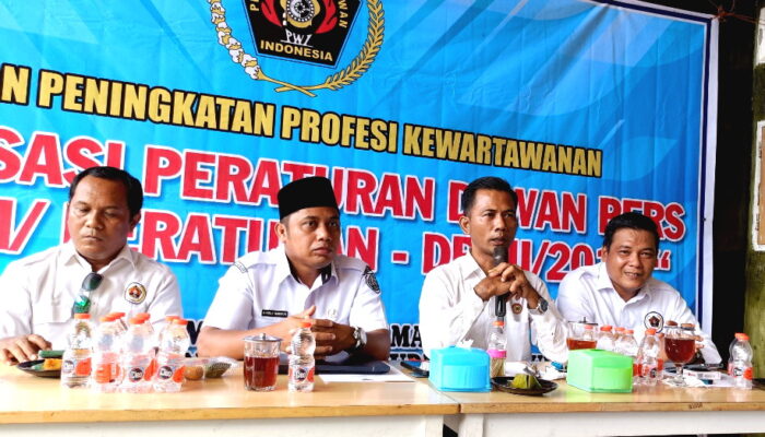 PWI Labuhanbatu Gelar Sosialisasi Peraturan Dewan Pers.