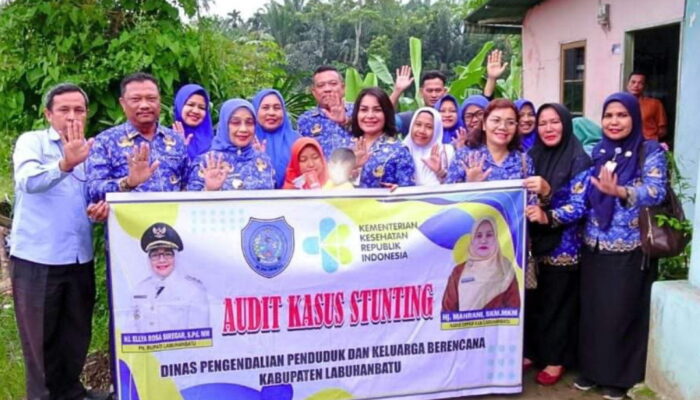 Ini Yang Dilakukan Plt Bupati Pada Anak Stunting.