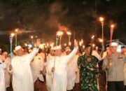 Pawai Obor Takbiran Rokan Hulu: Meski Hujan, Semangat Warga Tetap Menggelora