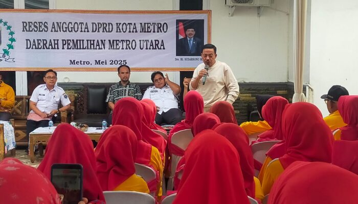 Satu Bulan Gaji Drs Sudarsono MM Anggota DPRD Metro Dihibahkan untuk Pembangunan Jalan Wr Supratman