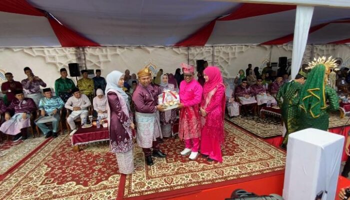 Bupati H Zukri SM Hadiri Pelepasan Pawai Ta’aruf MTQ ke-43 Tingkat Provinsi Riau di Bengkalis