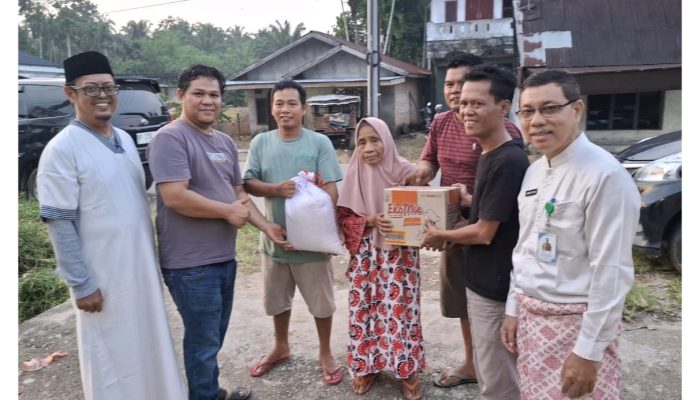 Sahabat Rohul Peduli Hadir di Tengah Duka, Salurkan Bantuan ke Korban Kebakaran dan Banjir di Tiga Lokasi