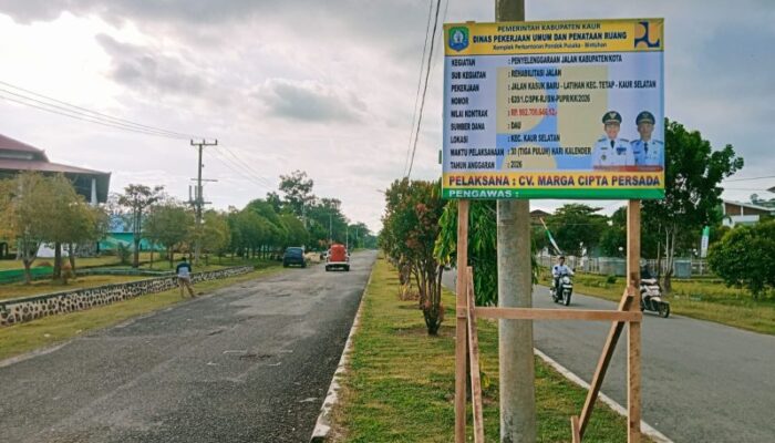 Rehabilitasi Jalan Kasuk Baru – Latihan: Perkuat Akses Menuju Perkantoran, Dukung Kelancaran dan Keselamatan Warga