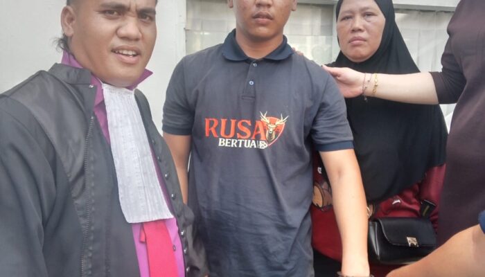 Tim Advokat Sapala Sibarani & Rekan Kawal Sidang Perdana Kasus Pencurian di PN Pekanbaru
