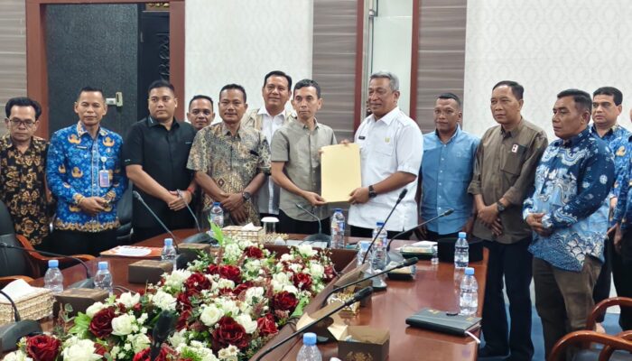 Warga Lubuk Soting Minta Dilibatkan Kelola Eks Kebun PT Torus Ganda, Bupati Rohul Siap Fasilitasi