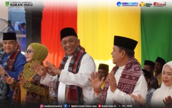 Dihadiri Tokoh Daerah, Reuni Ompung Naihubu/Sutan Na Lobi Perkuat Nilai Adat dan Kebersamaan