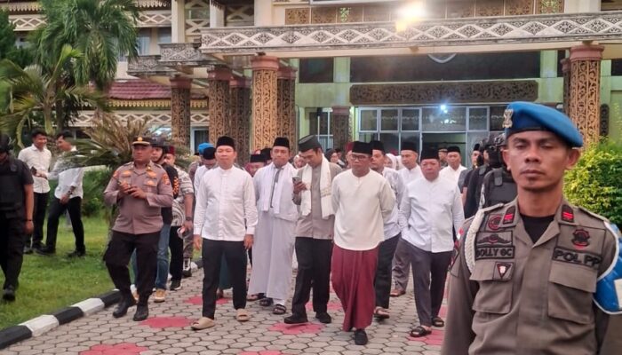 Dihadiri Ustadz Abdul Somad Semarak Tahun Baru Islam 1448 Hijriah, dibanjiri Ribuan Masyarakat